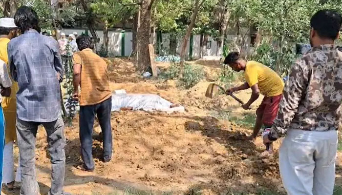 Girl kills mother with boyfriend for refusing to give money