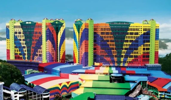 Malaysia: The world's largest hotel with over 7,000 rooms