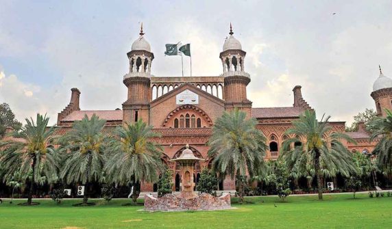 Bail application of accused who blackmailed doctor by making obscene video rejected