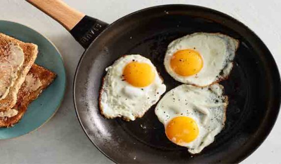 Eating eggs can protect you from dangerous brain disease!