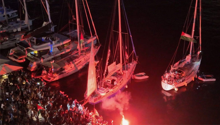 Israel decides to send arrested members of Global Resistance Flotilla to Greece
