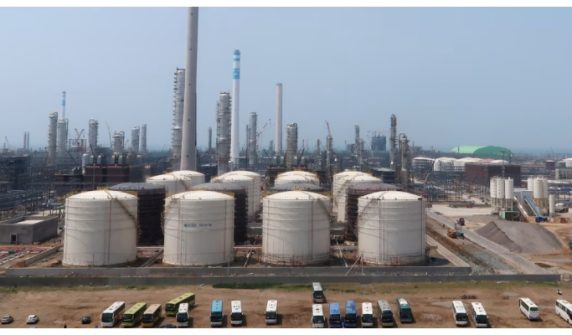 China rejects US sanctions on 5 Chinese oil refineries
