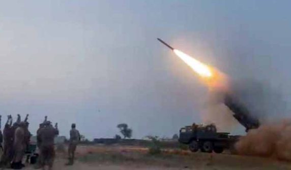 Fears of a devastating war between Pakistan and India persist