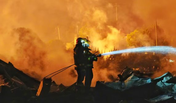 Explosion at fireworks factory in China's Hunan province kills 21