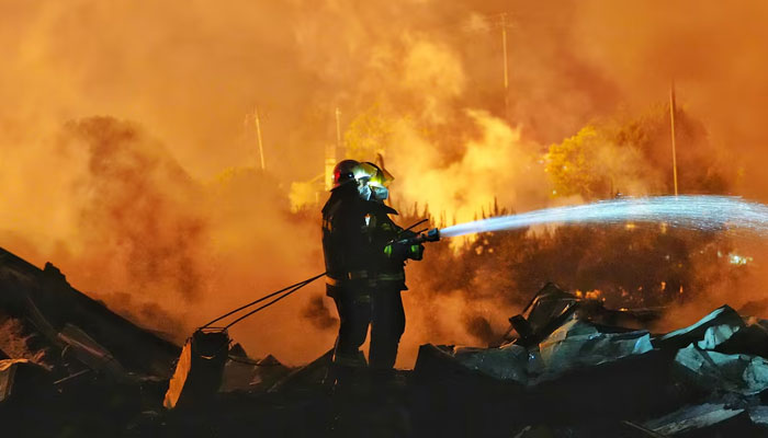 Explosion at fireworks factory in China's Hunan province kills 21