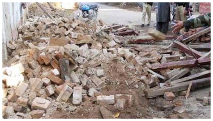 Jacobabad: 3 boys die after fence wall collapses