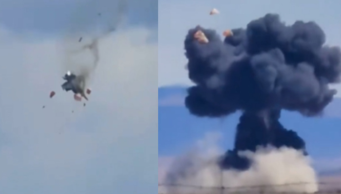 Two US Navy fighter jets collide and crash during air show