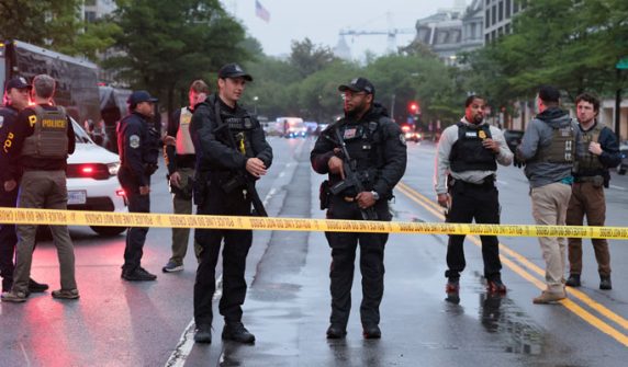 Shooting at checkpoint near White House, attacker killed in retaliation by security personnel