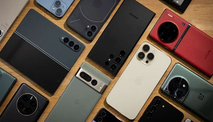 Further increase in mobile phone imports
