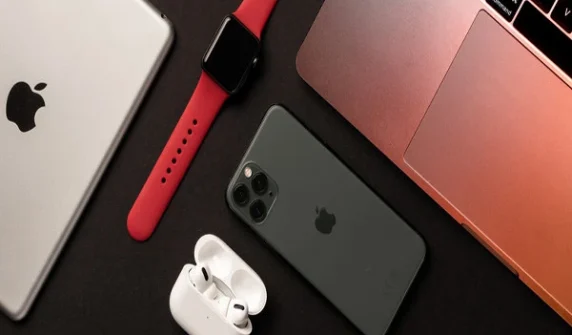 Apple is facing serious problems for its devices.