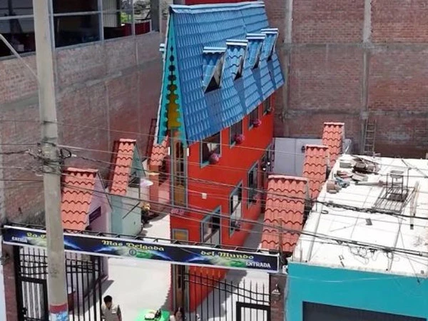 The narrowest house in the world is in South America!