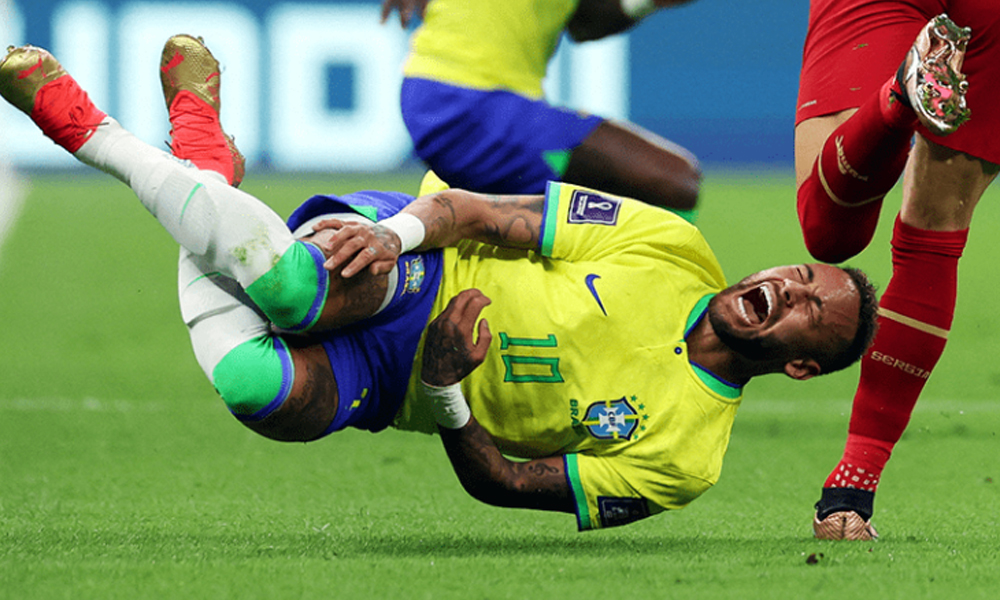 Brazilian star footballer Neymar suffers injury again