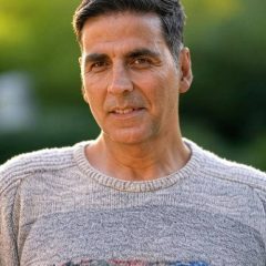 Akshay Kumar undergoes eye surgery,
