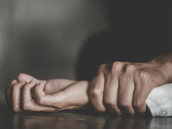 Woman becomes pregnant after being raped multiple times in hotel