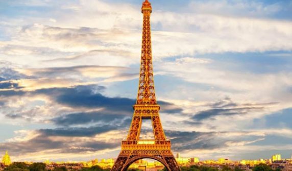 Paris bans drinking and selling alcohol in public places during heatwave