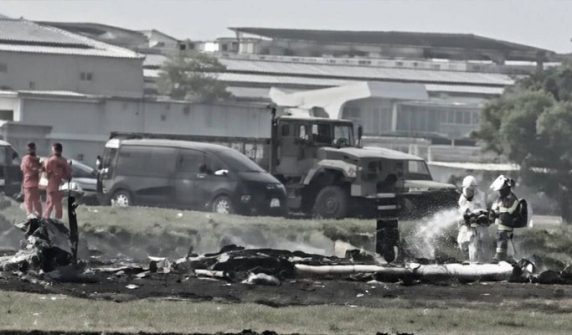 Taiwan Air Force training plane crashes, killing both pilots