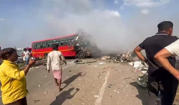 7 killed in collision between 2 buses