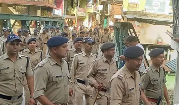 Argument over dowry demand at wedding ceremony
