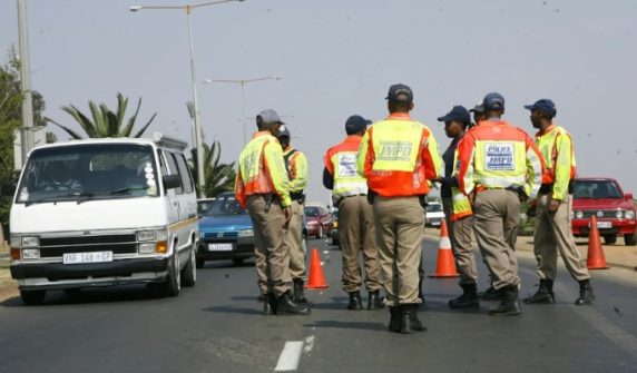 12 killed in South Africa shooting by gunmen