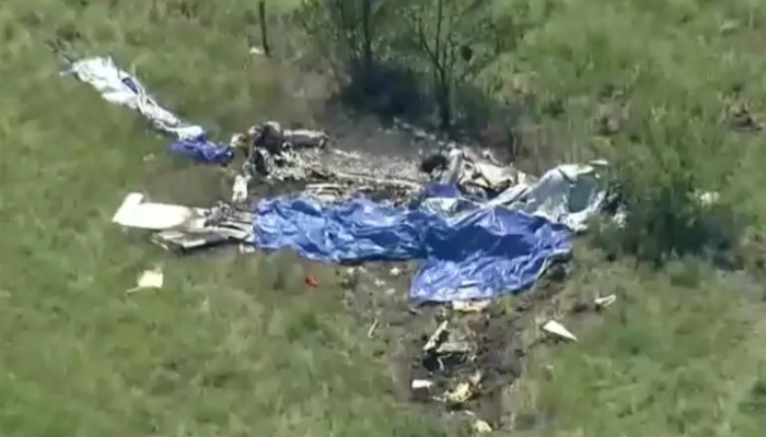 Plane crash in Missouri, US, kills 12