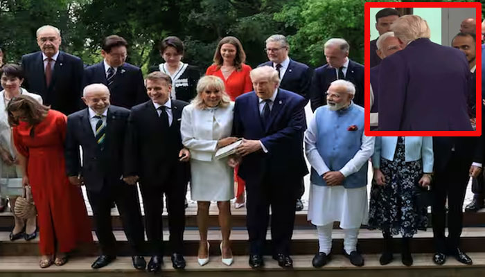 Trump's indifference, Modi left speechless, videos go viral