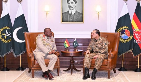 Ghana's Chief of Defense Staff meets Field Marshal Asim Munir