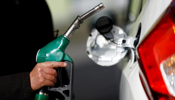 Prime Minister announces major reduction in petrol and diesel prices