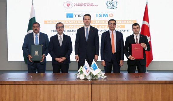 Pakistan, Turkey sign 3 MoUs in energy sector