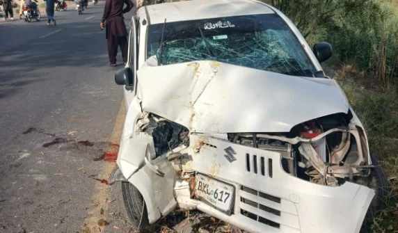 Car crashes into tree after tire bursts,