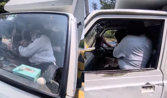 Traffic warden pays dearly for misbehaving with van driver in Lahore