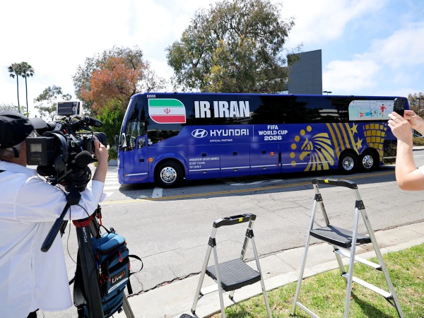 Iranian team arrives in America to play its opening match