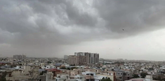 What will the weather be like in Karachi for the next 3 days?