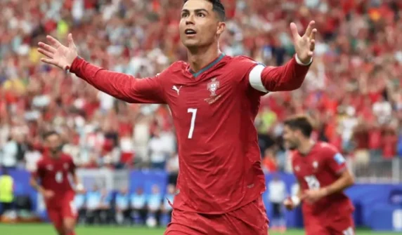 FIFA World Cup: 'I'm back' Ronaldo responds to critics with two goals