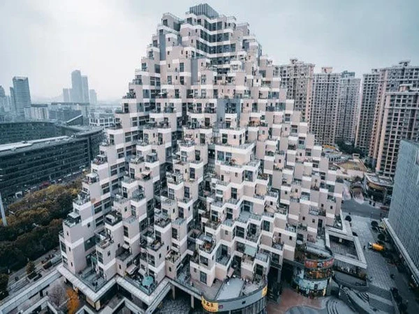 China's 18-story Pyramid of Kunshan