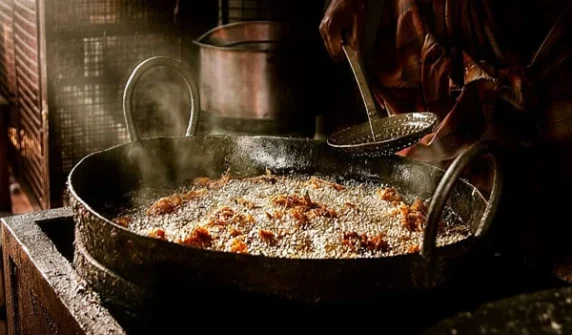 Fried chicken in 66-year-old oil! Japanese restaurant's revelation causes panic