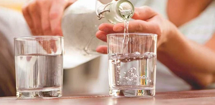 Is drinking water in the morning beneficial or harmful?