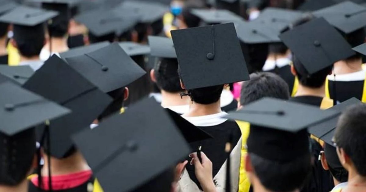 Monthly stipend of Rs. 70,000 for graduate youth—check eligibility?