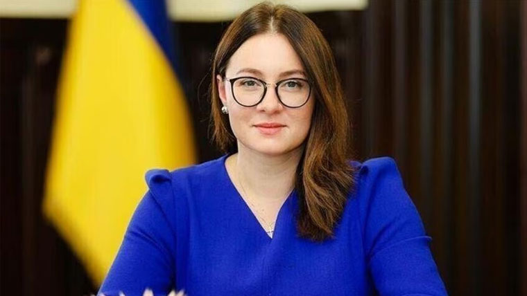 Ukrainian President removes Prime Minister Yulia from office, government resigns