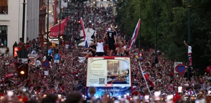 Historic welcome for the Norwegian team in Oslo after World Cup exit