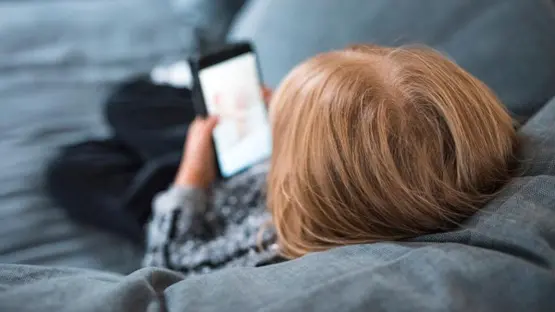 Scrolling on mobile phones