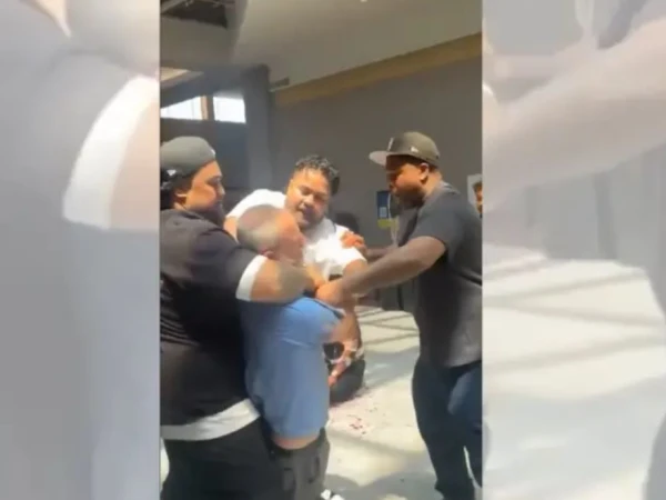 Terrorist carries out horrific knife attack on a Muslim man in the US.