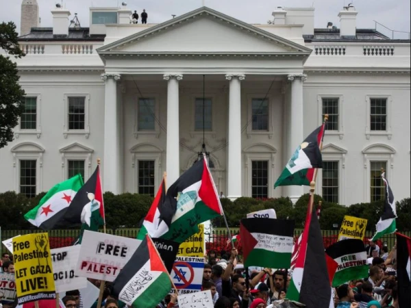 Large protest against Netanyahu in Washington