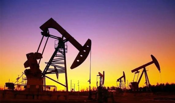 Oil prices in the global market fell following the OPEC+ decision.