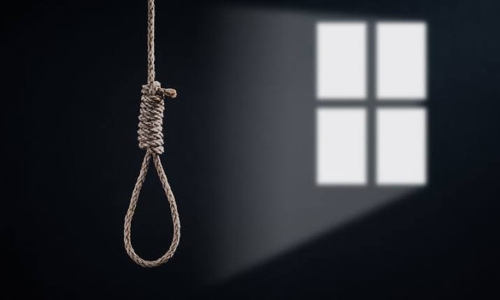 Two individuals were publicly executed in a case related to anti-government protests in Iran.