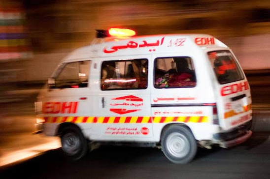 A laboratory technician at the hospital ended his life by jumping from the third floor.