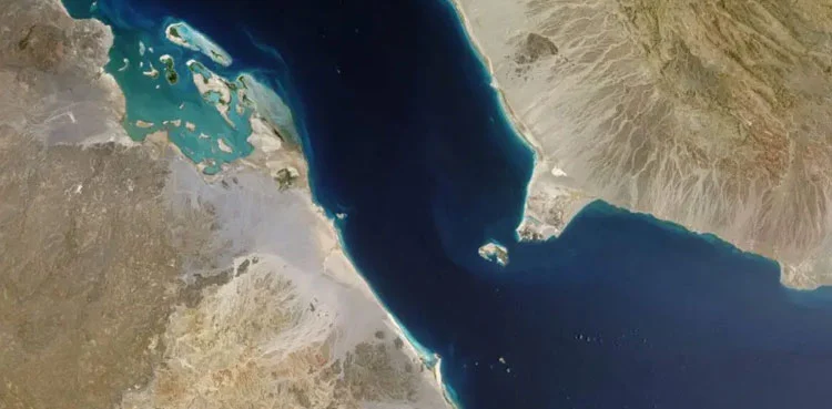 Iran's threat to close the Bab-el-Mandeb Strait raises fears of oil prices reaching $200.
