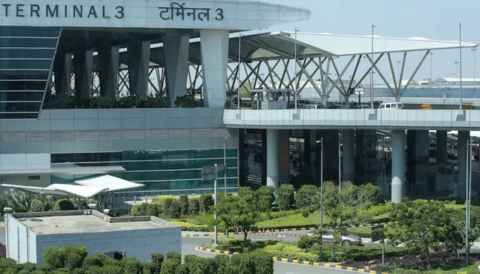 Threat to carry out bomb blasts at several key locations in India