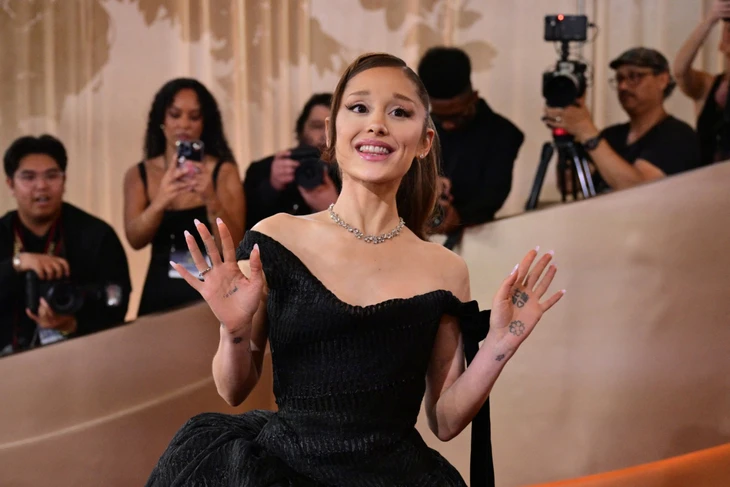 Is Ariana Grande retiring?