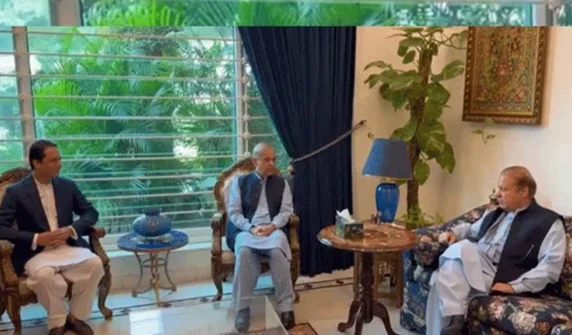 Azad Kashmir Prime Minister and Speaker meet Nawaz Sharif