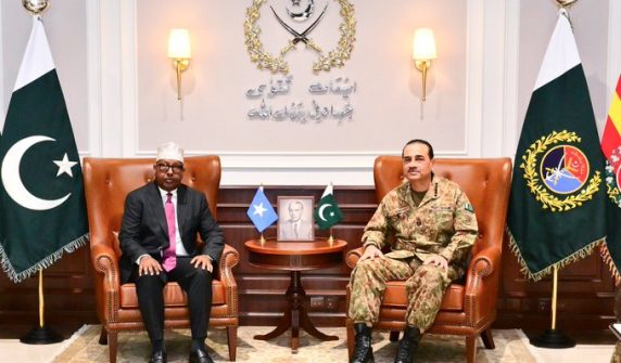High-level delegation led by Somali Defense Minister meets Field Marshal.